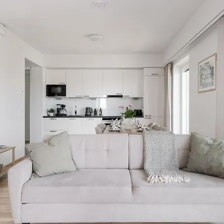 Apartment Modern With Sauna And Big Balcony Near Train Station *