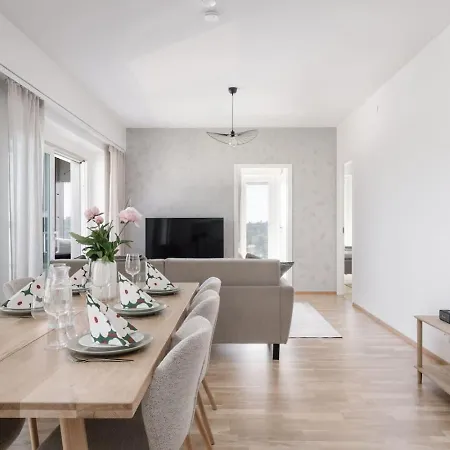 Apartment Modern With Sauna And Big Balcony Near Train Station