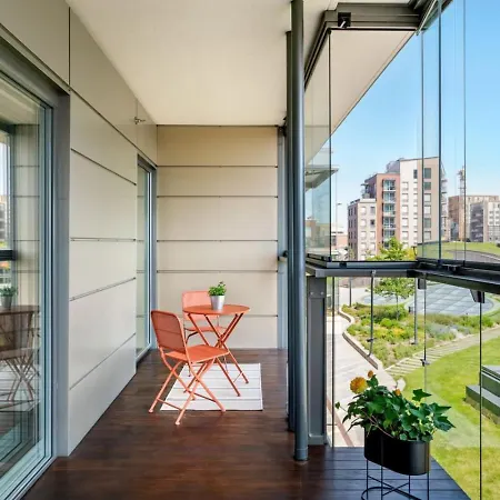 Modern With Sauna And Big Balcony Near Train Station