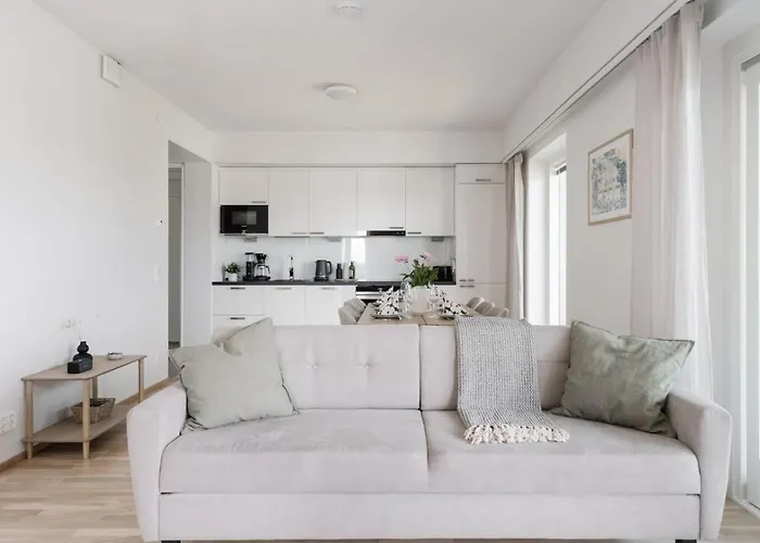 Apartamento Modern With Sauna And Big Balcony Near Train Station *