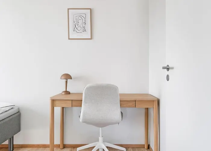 Apartamento Modern With Sauna And Big Balcony Near Train Station *