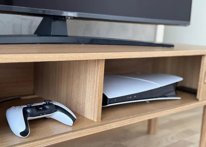 Modern With Sauna And Big Balcony Near Train Station Apartment *