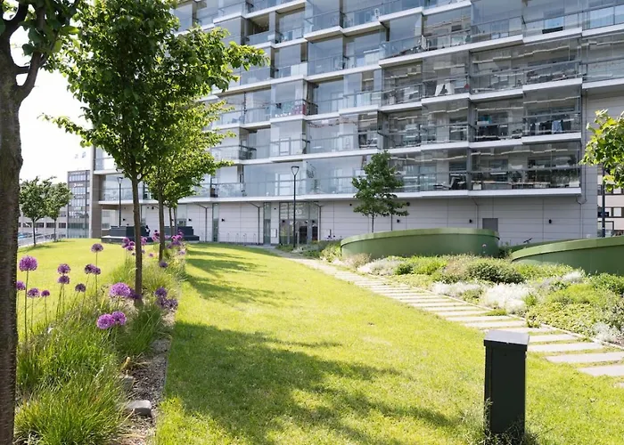 Modern With Sauna And Big Balcony Near Train Station