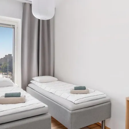 Modern With Sauna And Big Balcony Near Train Station *