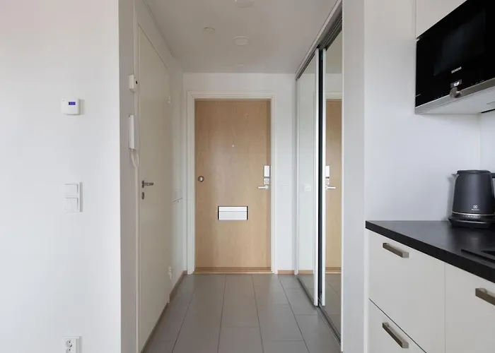 Apartamento Modern With Sauna And Big Balcony Near Train Station Helsínquia