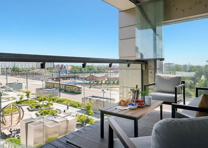 Apartamento Modern With Sauna And Big Balcony Near Train Station *